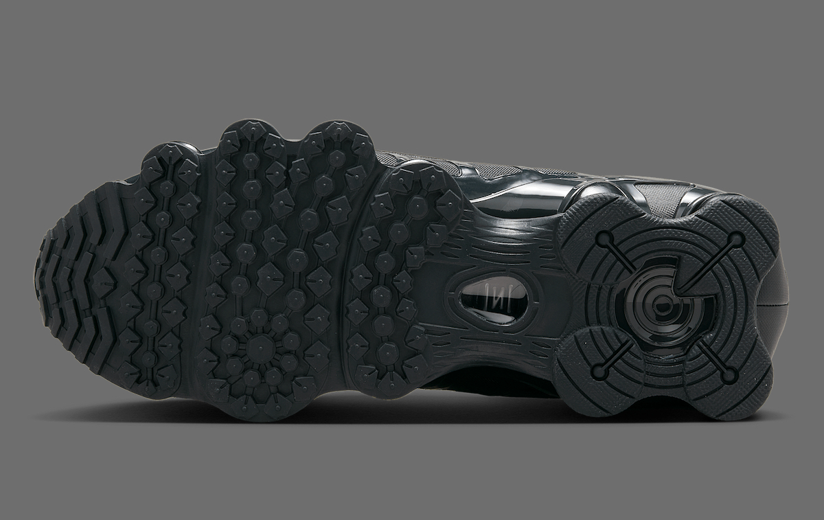 ■Nike■ Shax TL W Off Noir llic Silver IB7704001 IB7704 Nike Shox TL Off Noir Metallic Silver IB7704-001