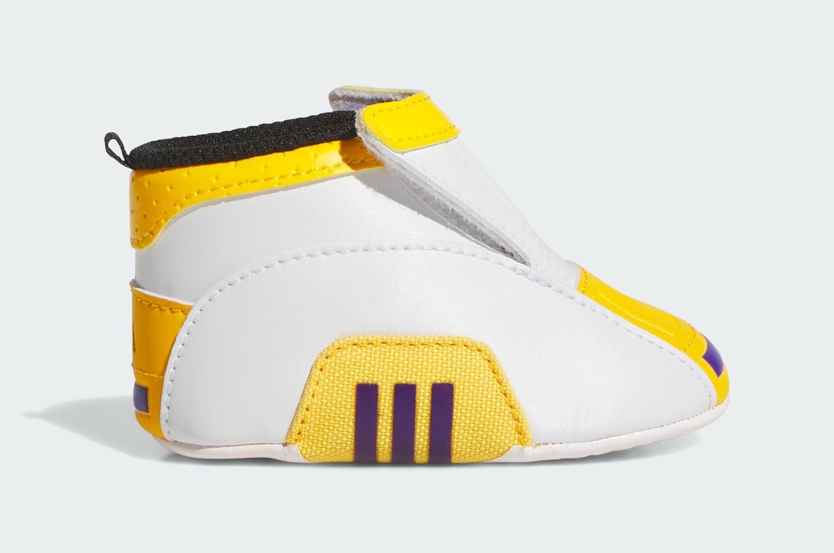 adidas Crazy 2 All-Star Toddler - Miniature version of Kobe Bryant's classic sneaker in Lakers' White, Yellow, and Purple, featuring a Velcro strap for easy wear.