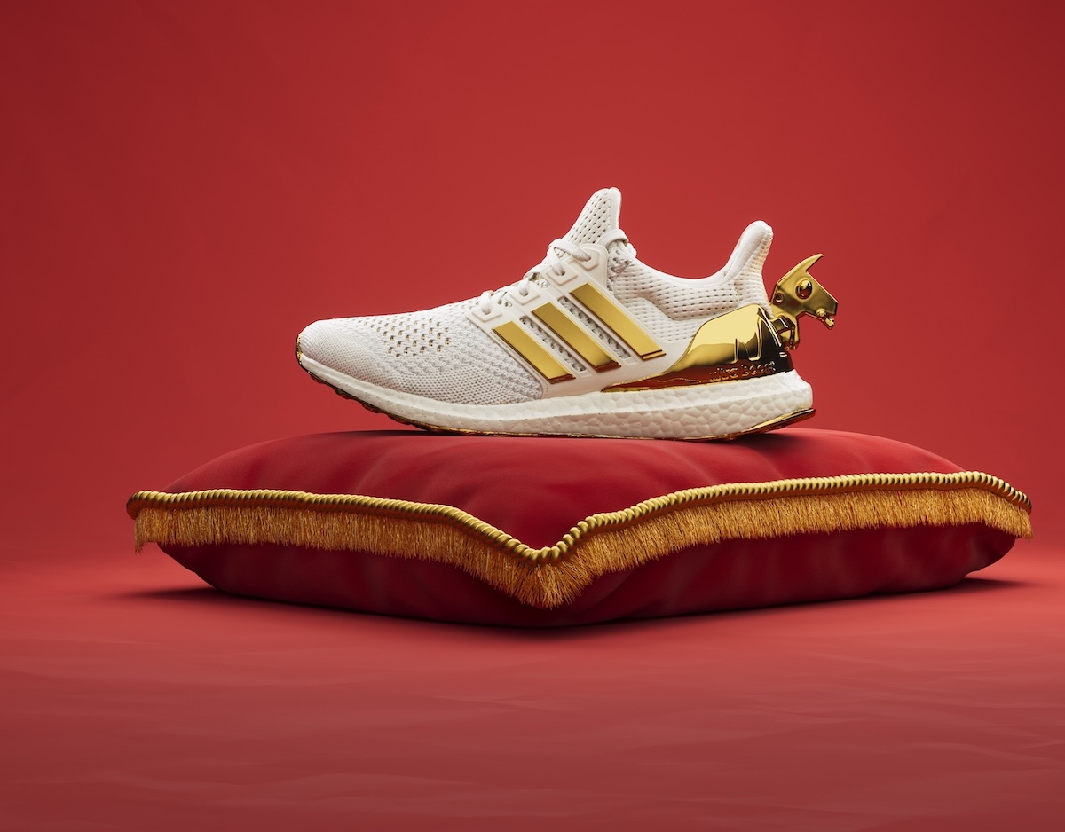 Golden Llama UltraBOOST – A luxurious take on the theme, the sneaker comes in white and gold, featuring a golden llama emblem on the heel, elevating the collection with a premium touch.