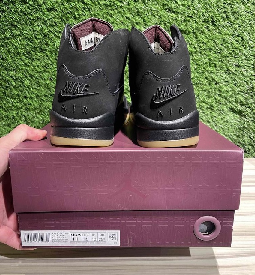Heel view displaying "Nike Air" branding and embroidered details