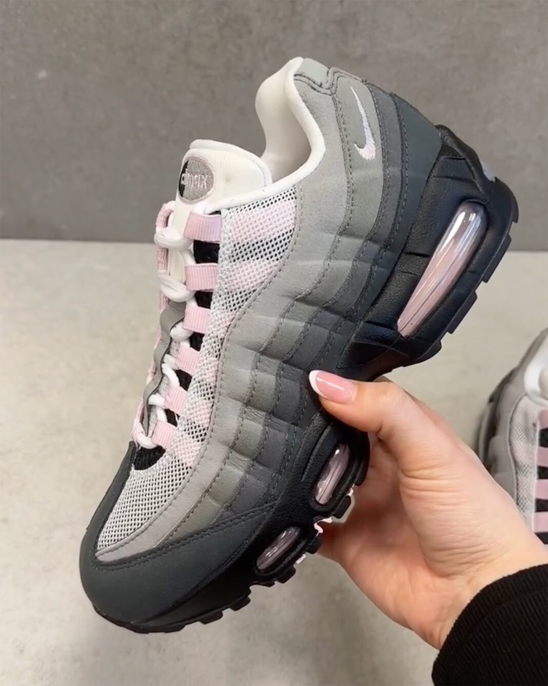 mens pink air max 95