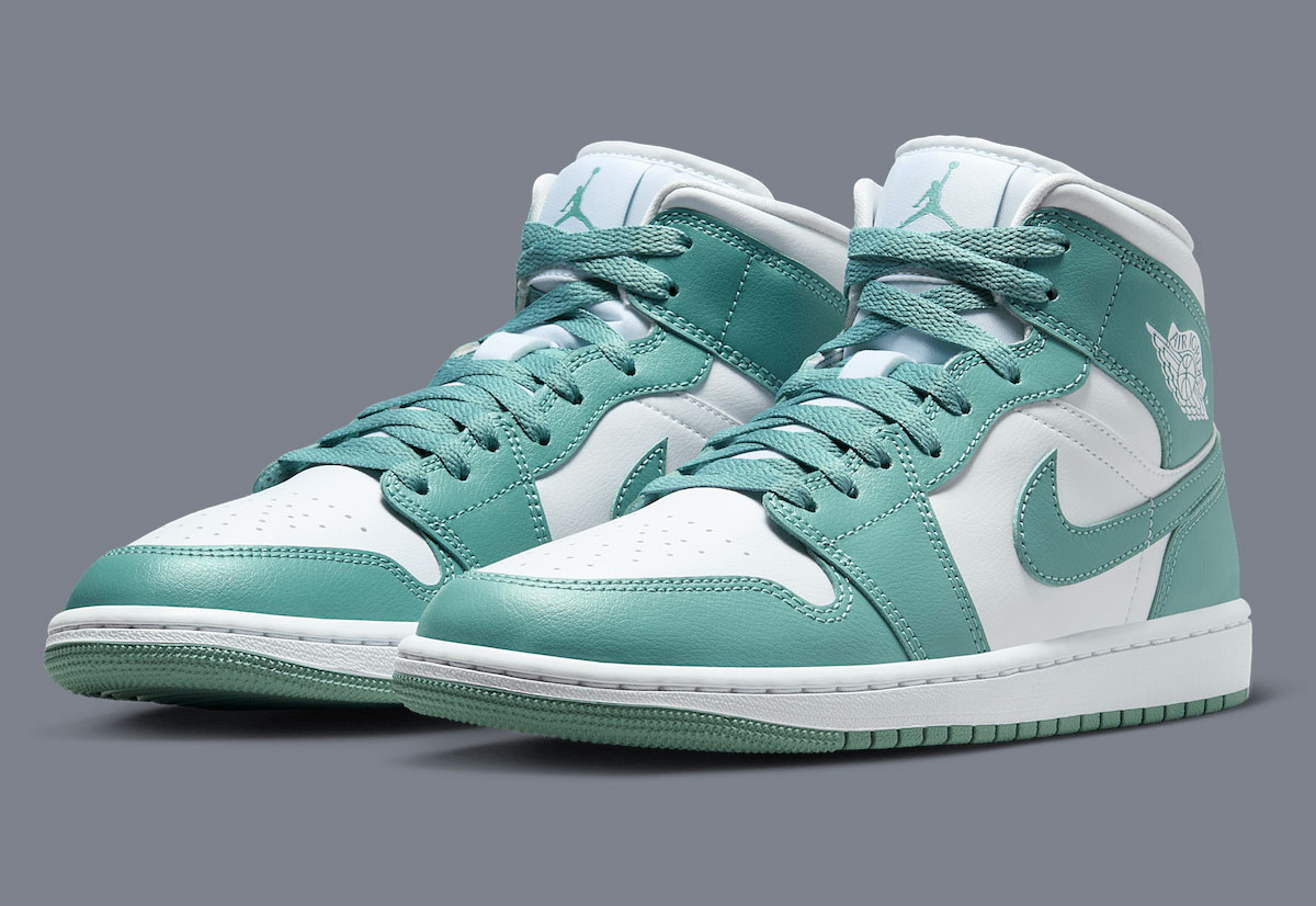 シューズ(男性用) Air Jordan 1 Mid SE \"Bleached Turquoise\" Air Jordan 1 Mid Chenille “Bleached Turquoise” - Style Code