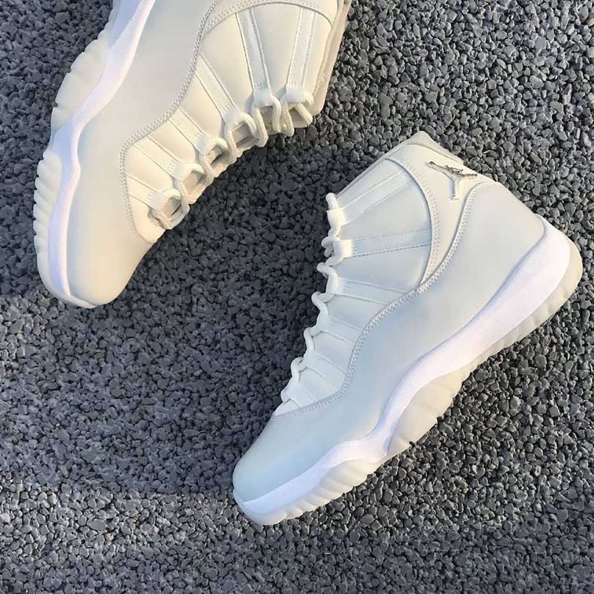 Air Jordan 11 Grand Finale Sail Pearl Grey Side