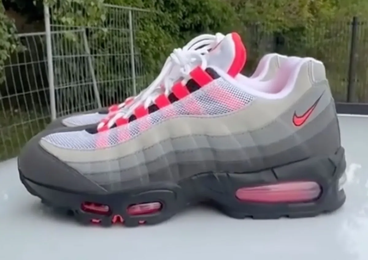 nike-air-max-95-og-solar-red-