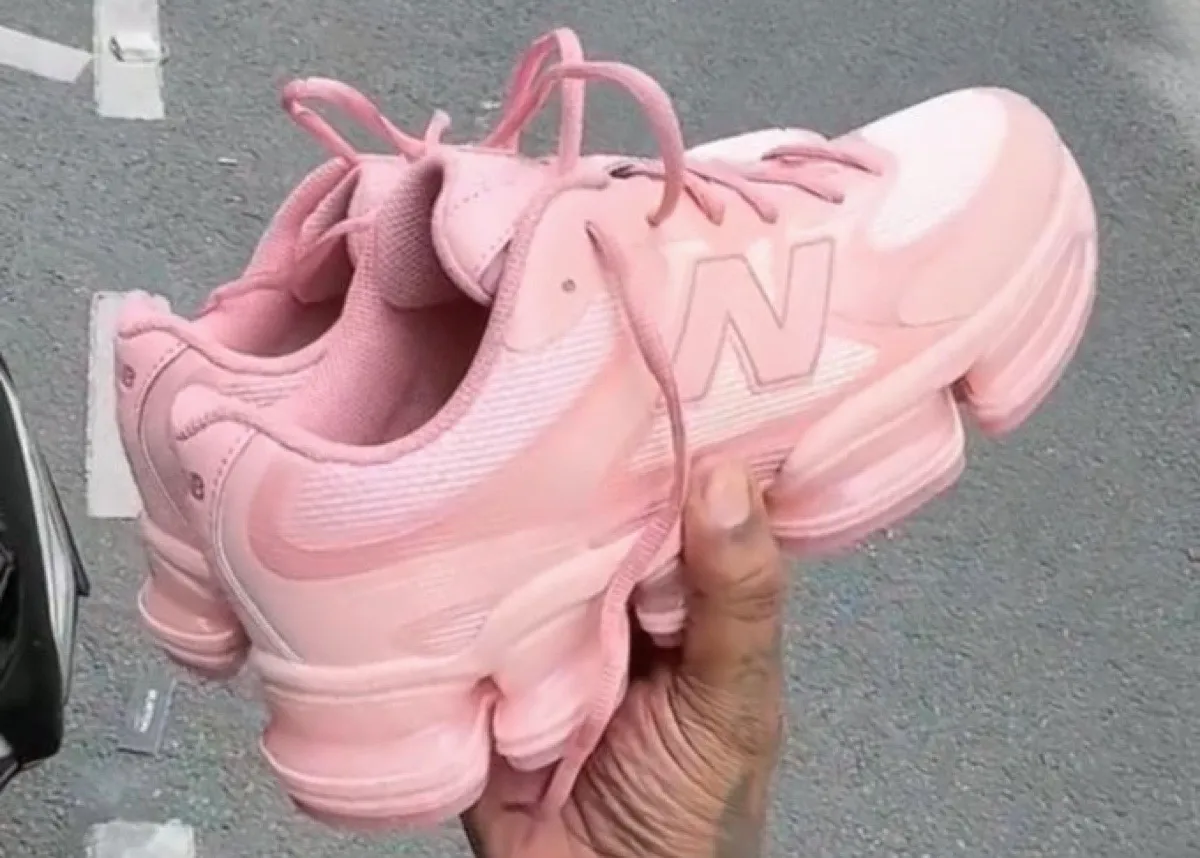 ぴんく Joe Freshgoods New Balance ABZORB 2000