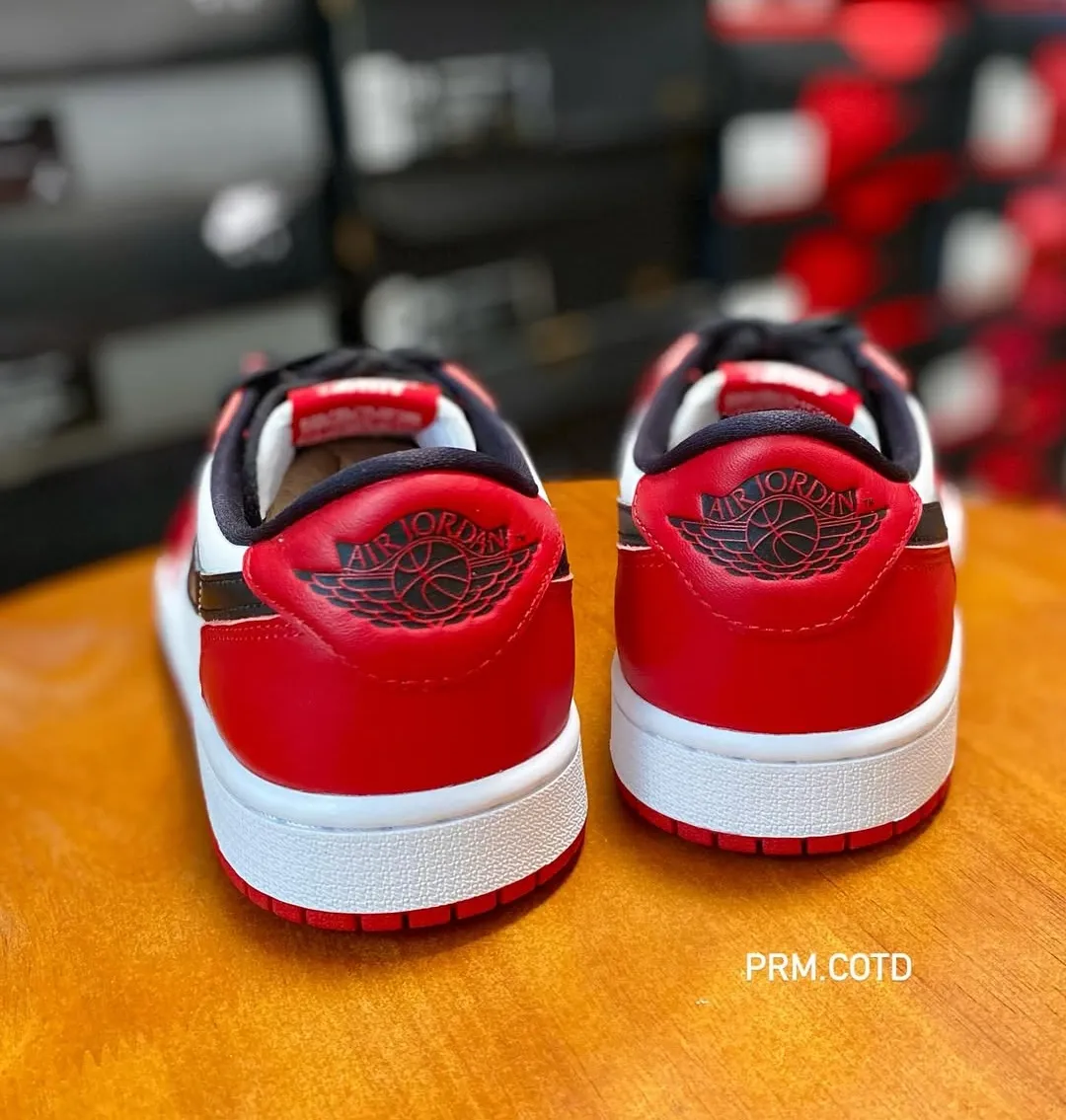 Air Jordan 1 Low OG Chicago 2025 HQ6998-600
