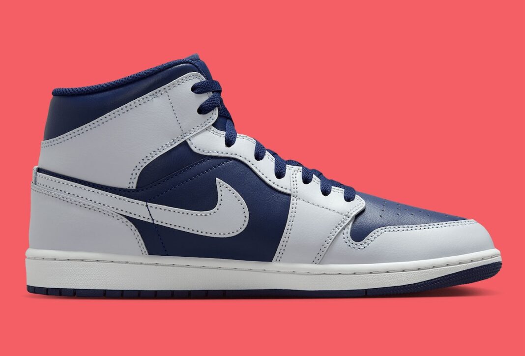 Jordan 1 Mid Blue Void (GS) main image 0