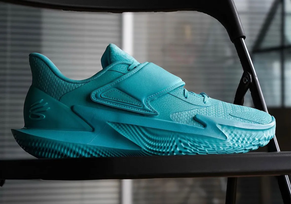 De’Aaron Fox’s Curry Fox 2 Surfaces in Detailed Photos