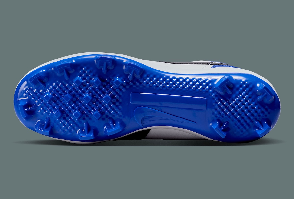 jordan baseball rubber cleats