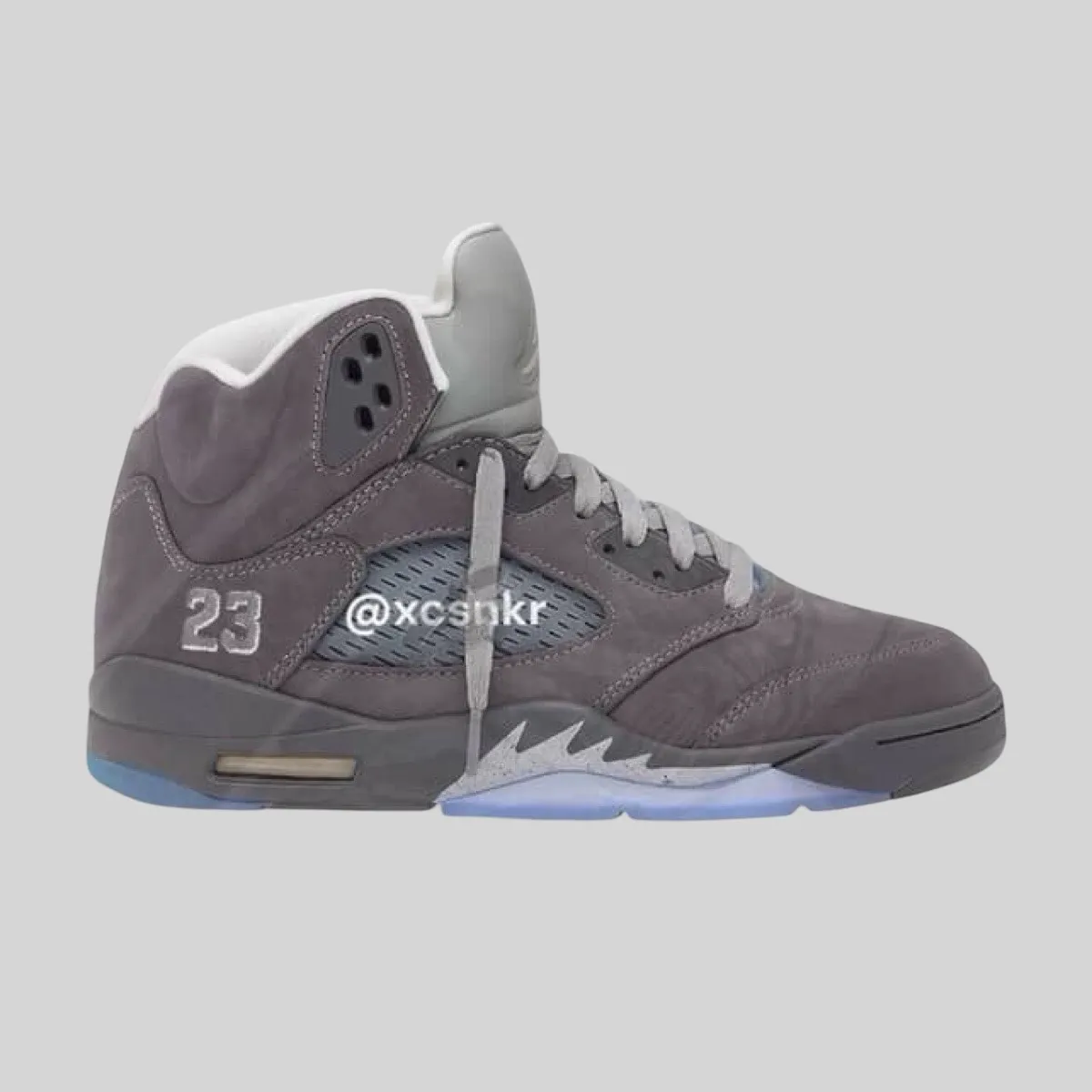 Air Jordan 5 Wolf Grey 2026 first look side view