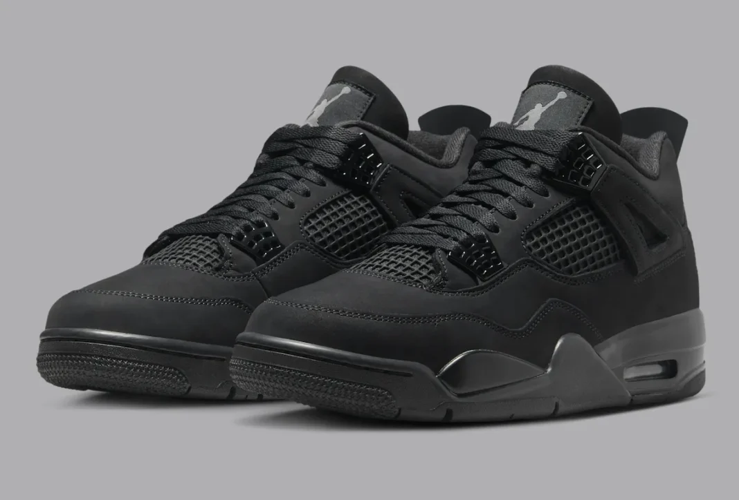 AIR JORDAN 4 BLACK CAT(ブラックキャット)26.5 Air Jordan 4 Black Cat 2025 Release Date