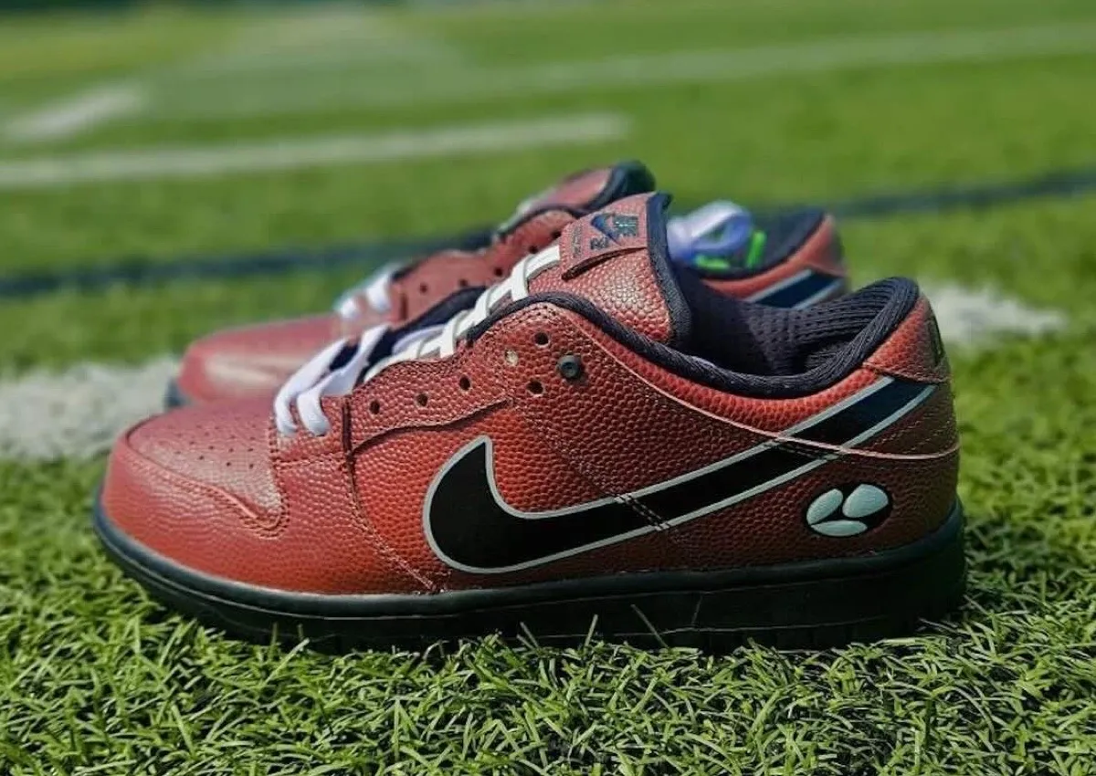 Limosine Skateboards × Nike SB Dunk Low Limosine Skateboards Nike SB Dunk Low HJ4131-200