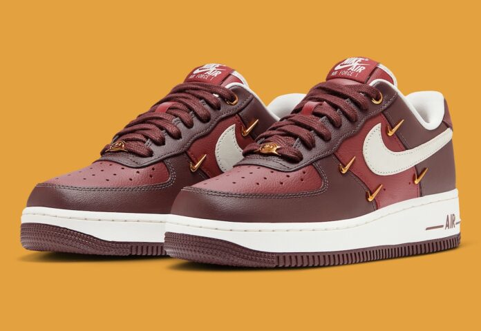nike-air-force-1-low-lx-team-red-ir0485-611-5