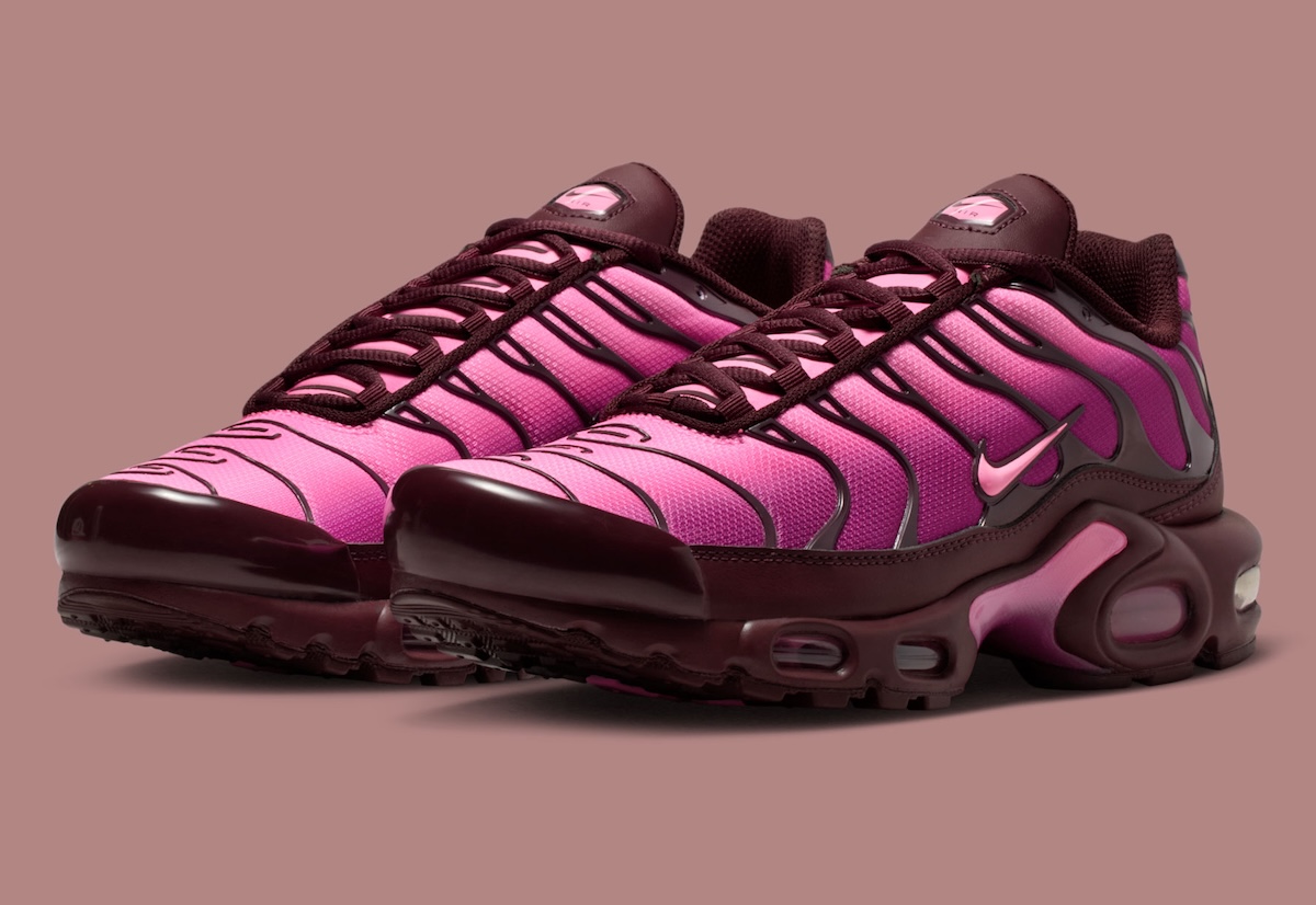 Nike Air Max Plus Fuses Burgundy Crush and Pink