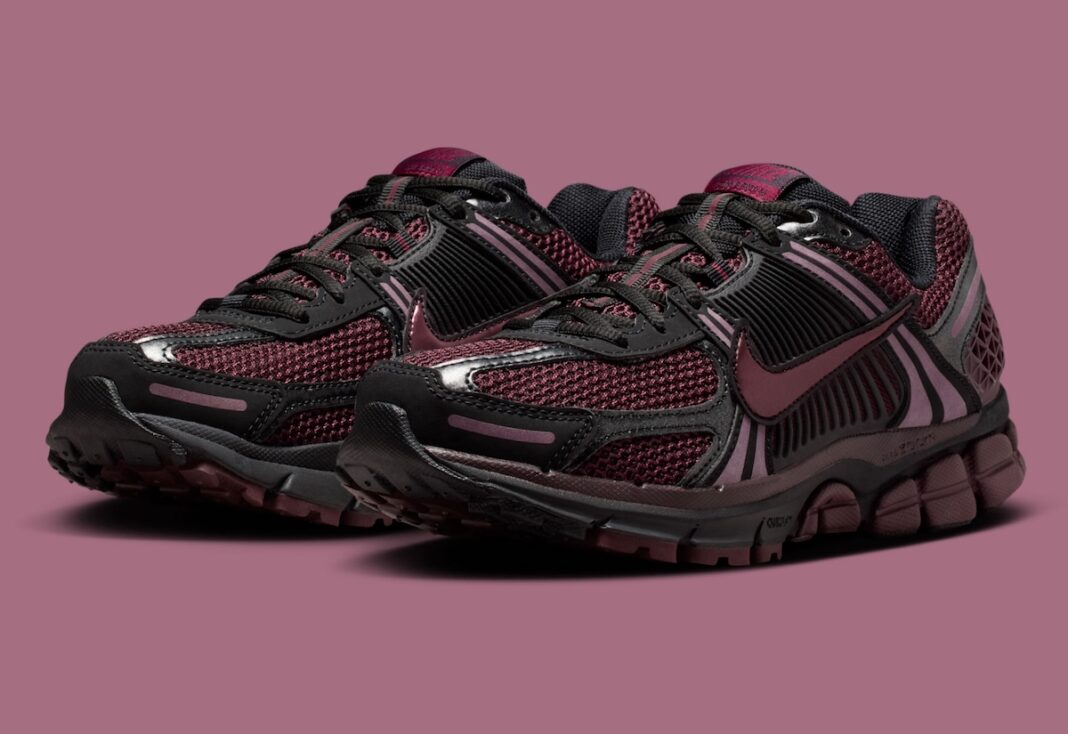 NIKE ボメロ5 black NIKE ZOOM VOMERO 5 SP 