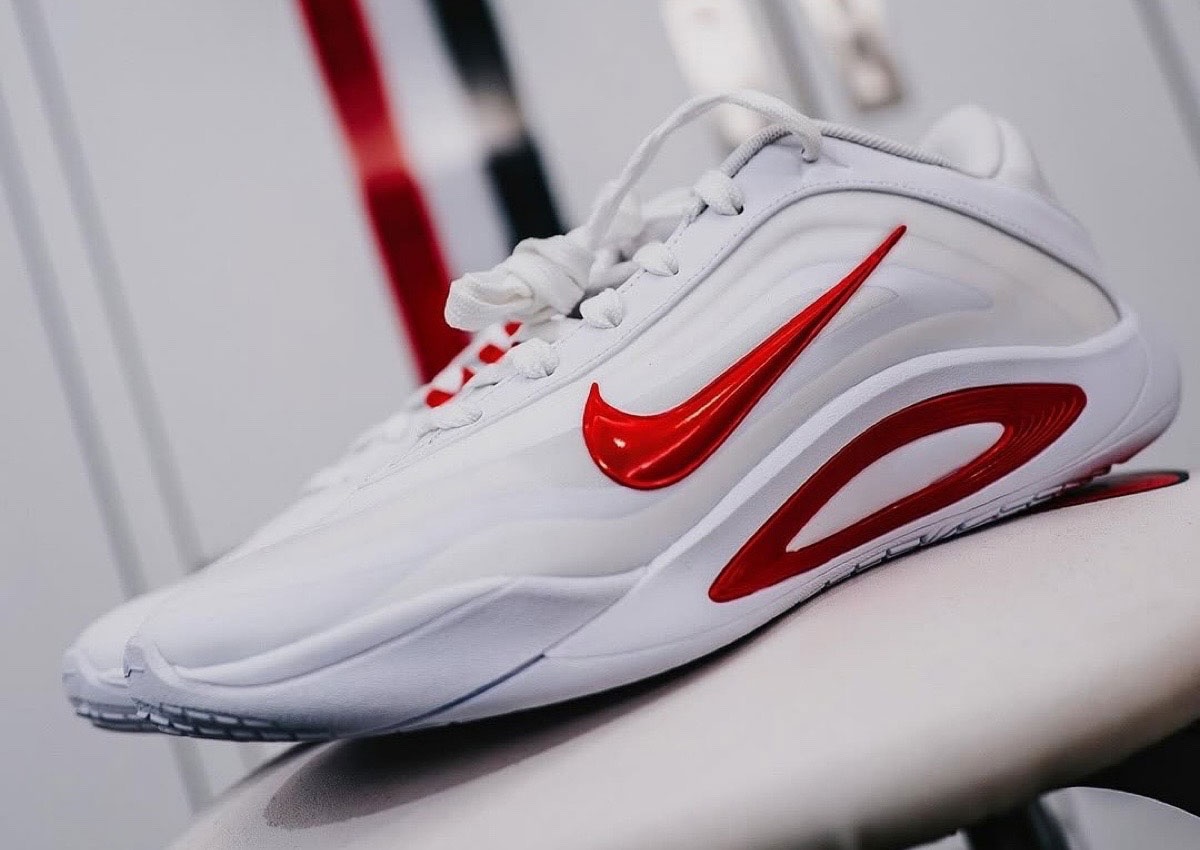 Nike’s Georgia A’One PE Perfects The Bulldogs’ Home Look