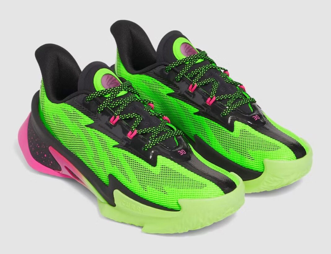 under-armour-curry-series-7-aurora-3027983-390