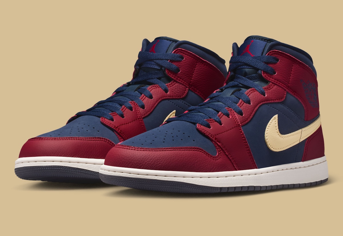 This Air Jordan 1 Mid Combines Team Red and Obsidian