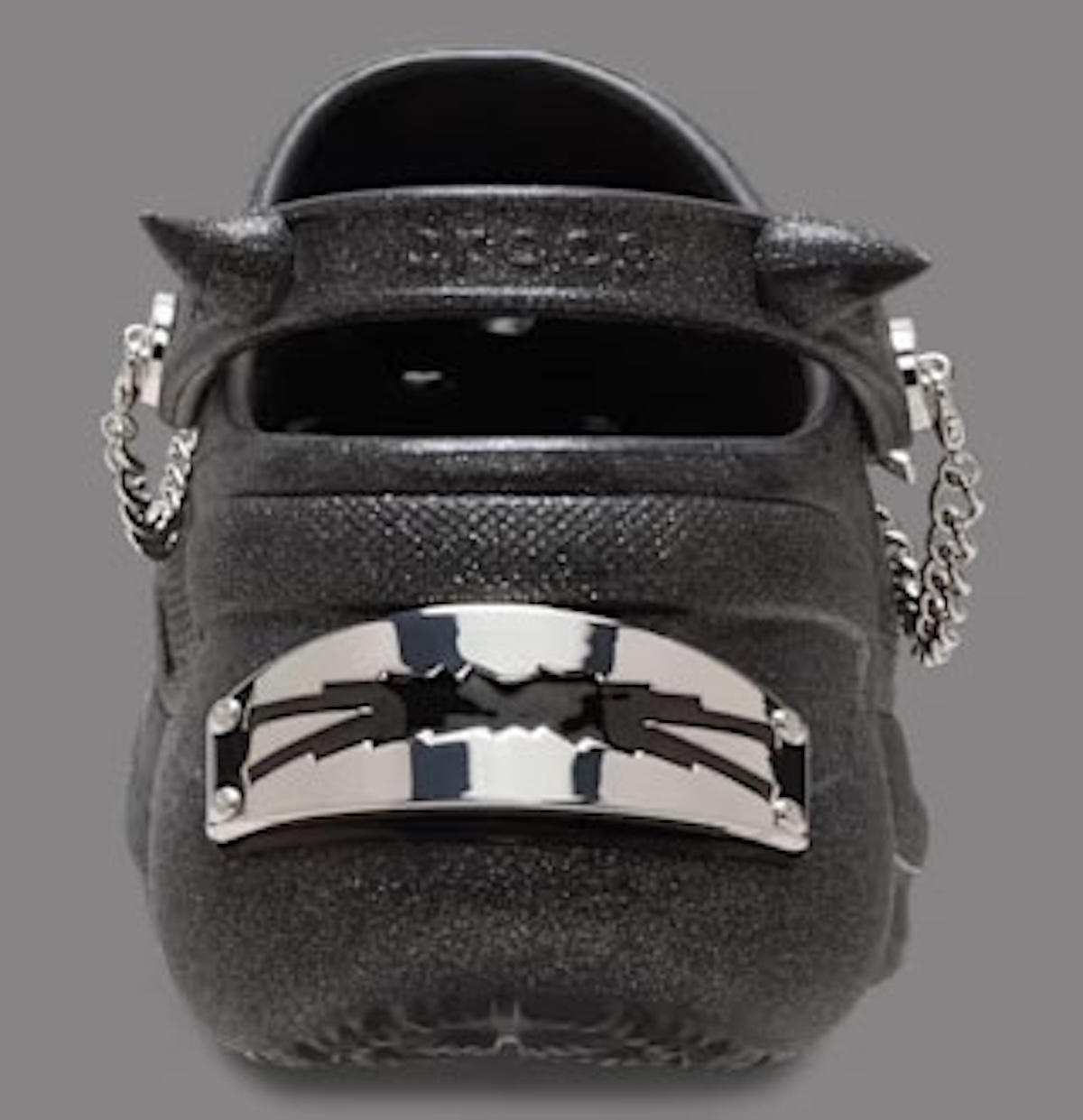 LE SSERAFIM Crocs Bae Clog 212454