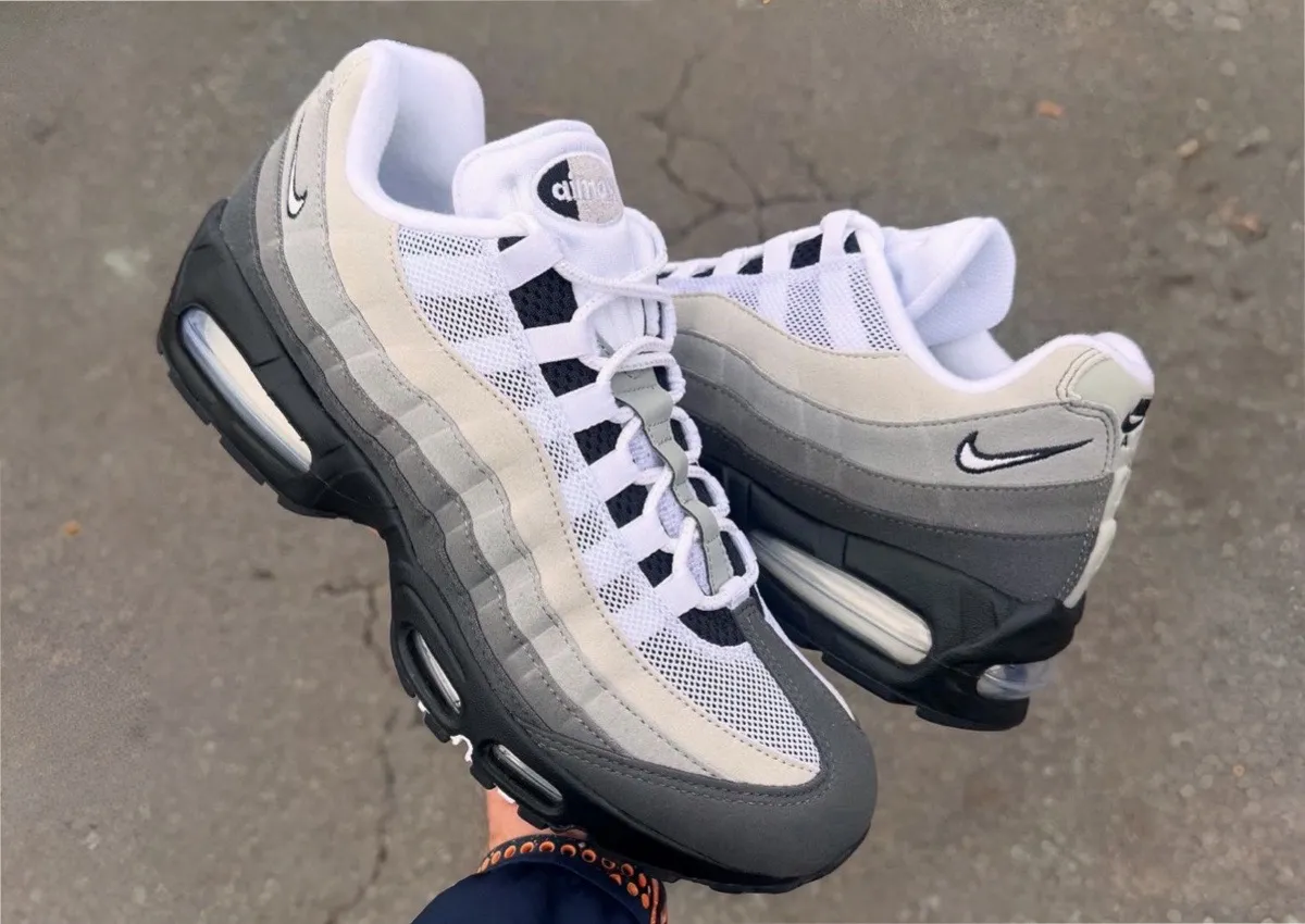 Nike Air Max 95 OG Big Bubble “Granite” Releases Spring 2026