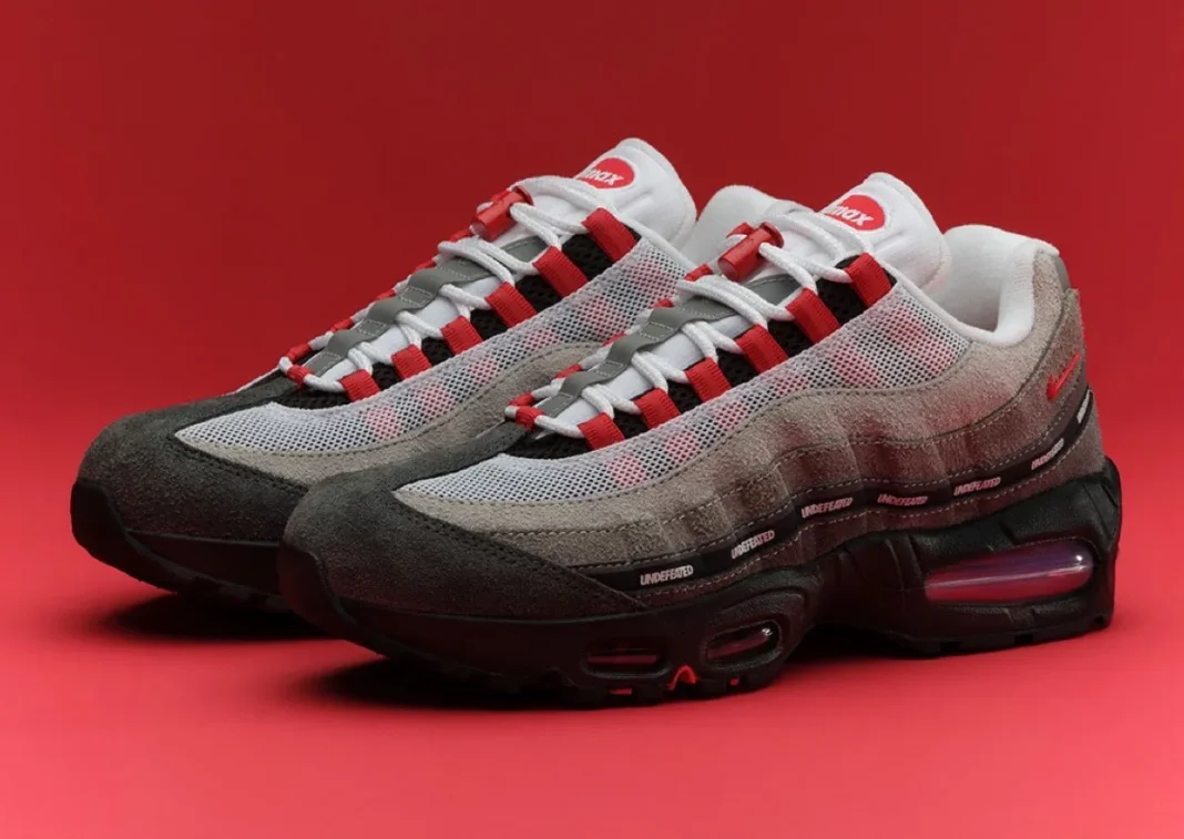 靴 UNDEFEATED Nike Air Max 95 Fire Red 29cm UNDEFEATED Nike Air Max 95 Fire Red Tokyo Exclusive