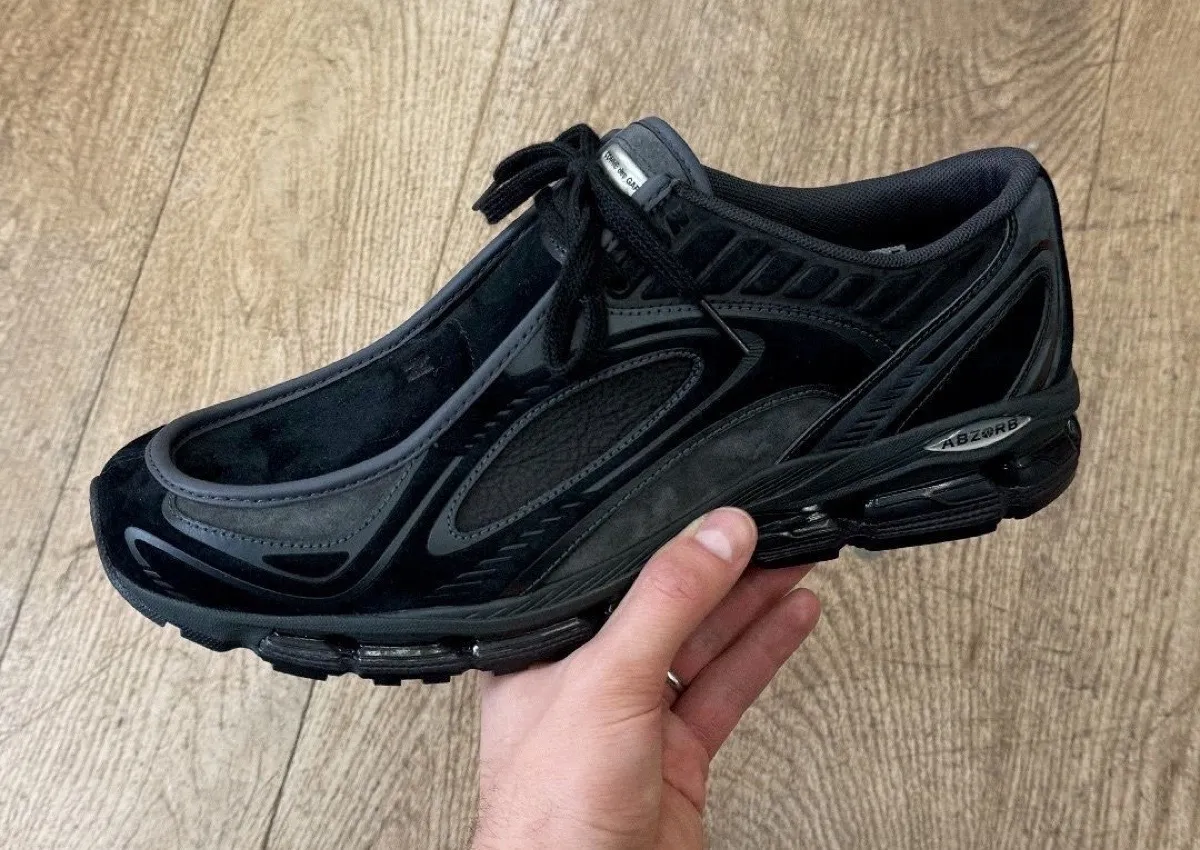 Comme des Garçons x New Balance 1890A Surfaces in Two Suede Colorways