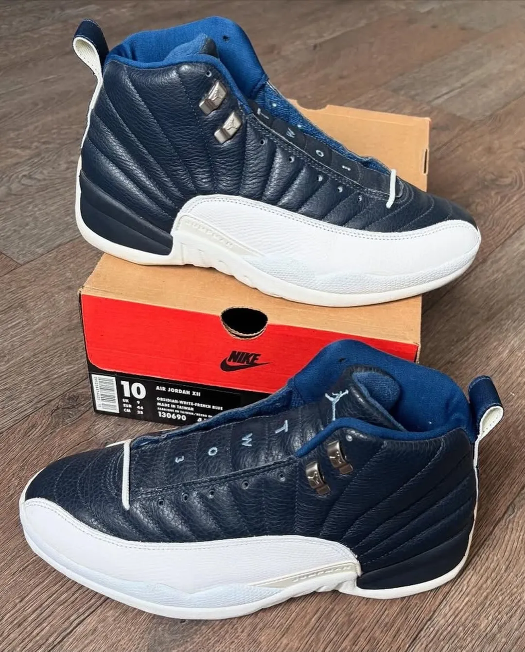 1997 Air Jordan 12 Obsidian original release navy white Carolina blue
