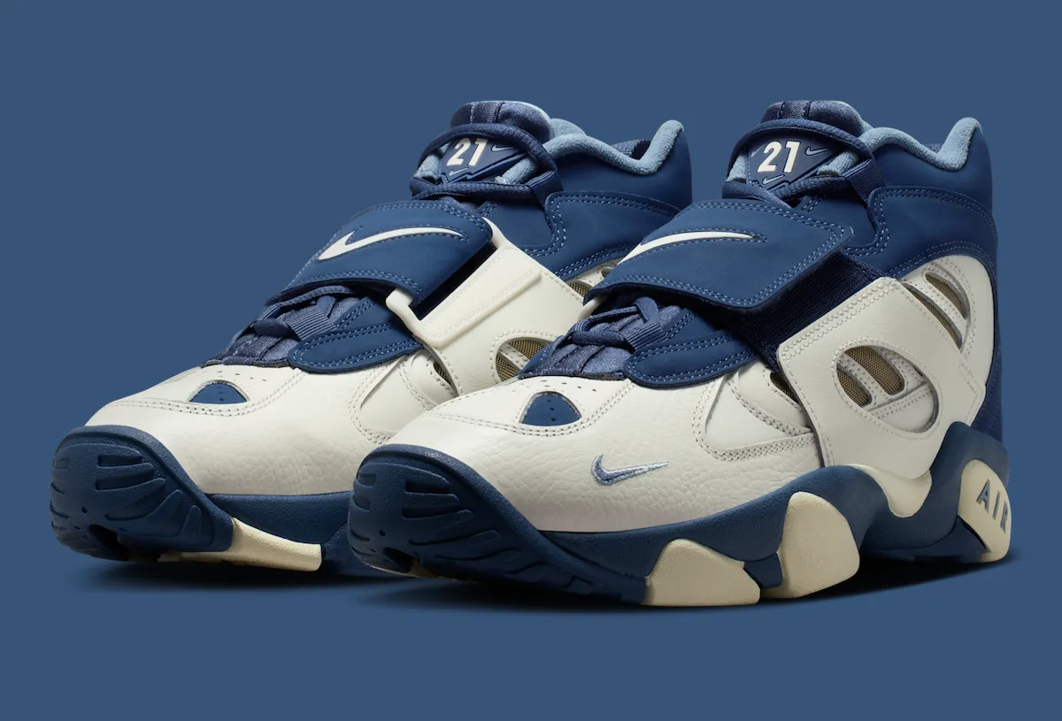 Nike Air Diamond Turf 2 “Royals” Releases April 4th