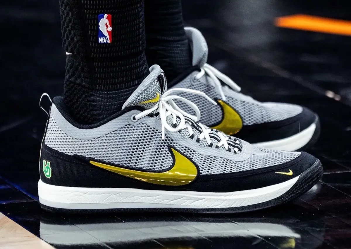 Devin Booker Debuts Nike Book 2 “Oregon Ducks” PE