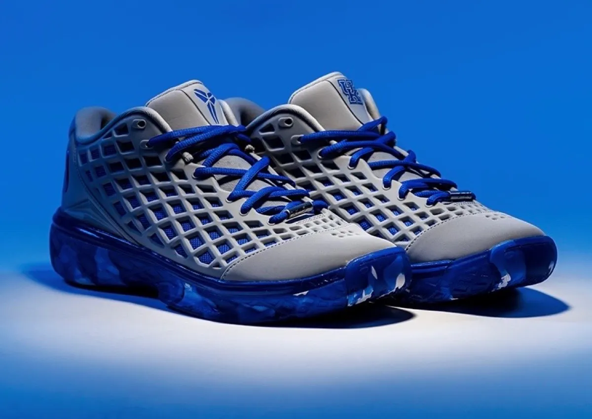 Kentucky Wildcats Receive Their Own Nike Kobe 3 Low Protro PE