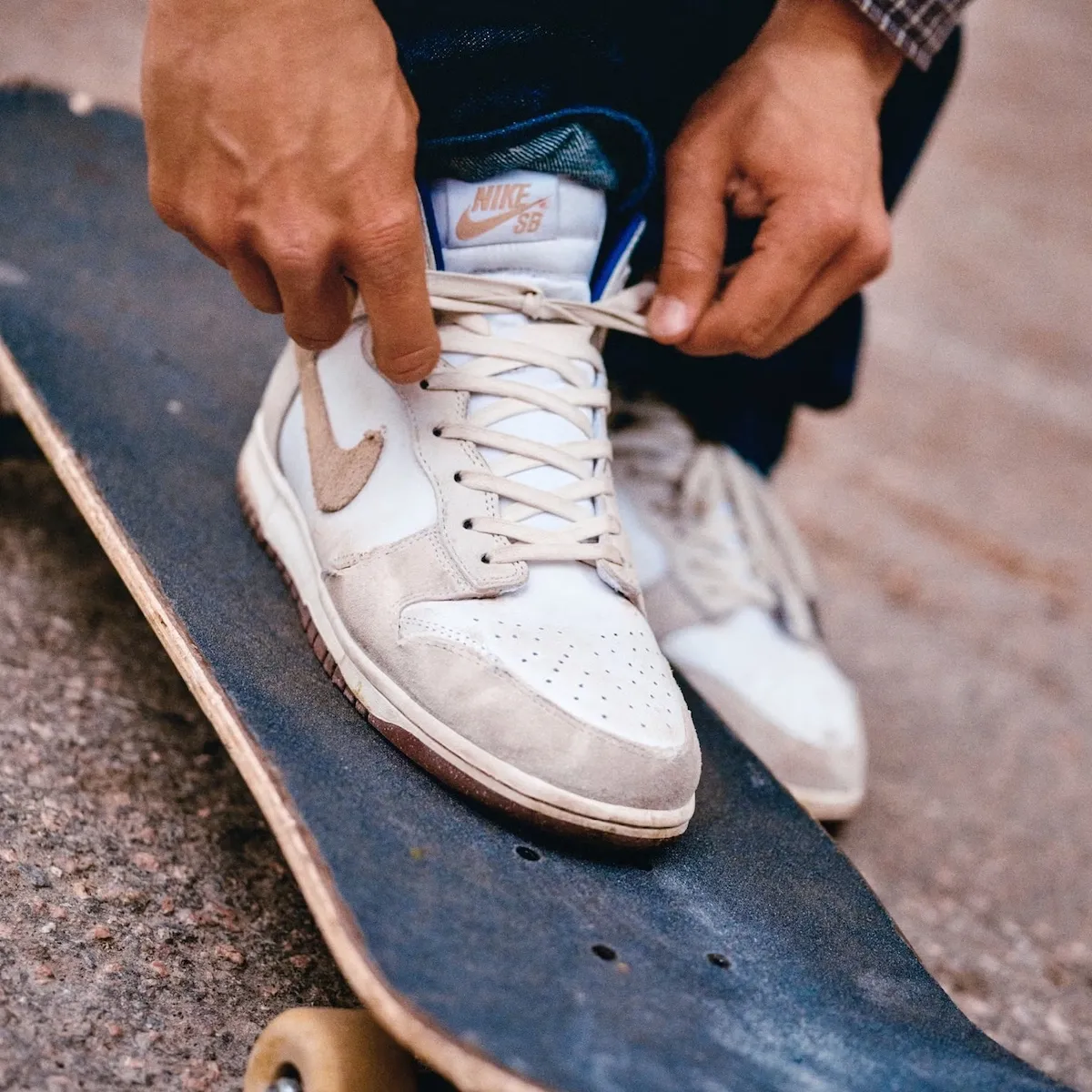 Beyond Store x Nike SB Dunk High Dunk in white leather with tan and blue accents, inspired by Finnish architect Alvar Aalto - detail view 3