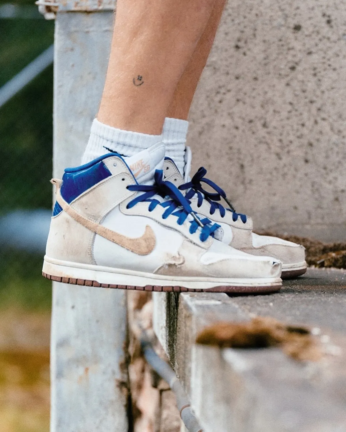 Beyond Store x Nike SB Dunk High Dunk in white leather with tan and blue accents, inspired by Finnish architect Alvar Aalto - detail view 2