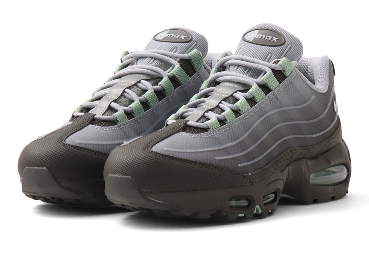 Nike Air Max 95 Big Bubble Tech “Medium Ash/Steam” Takes On A Moody Grey Makeover