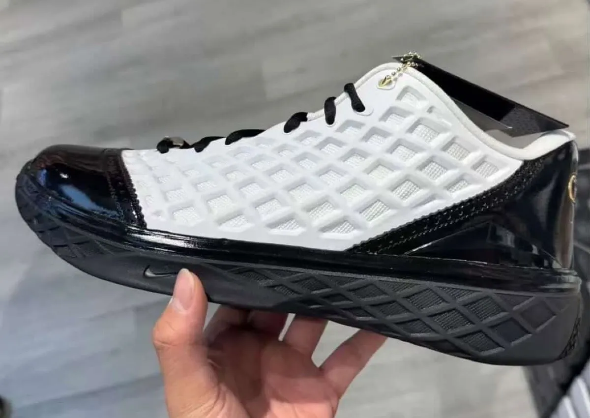 Nike Kobe 3 Low Protro “Mambacita” Releases May 2026