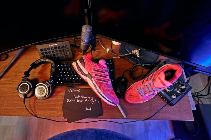 snipes-adidas-adistar-control-5-be-loved-kk0269-11