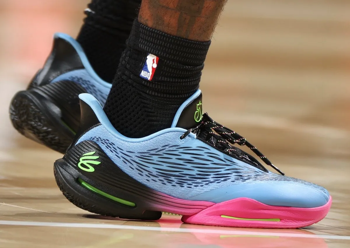 Davion Mitchell Debuts The UA Curry Fox 3 Before De’Aaron Fox