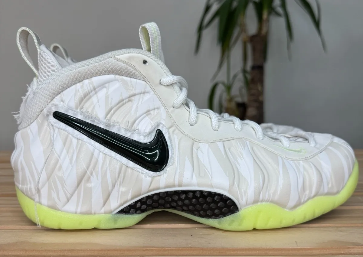 Nike Air Foamposite Pro “Mummy Duck” PE Gets Holiday 2026 Release