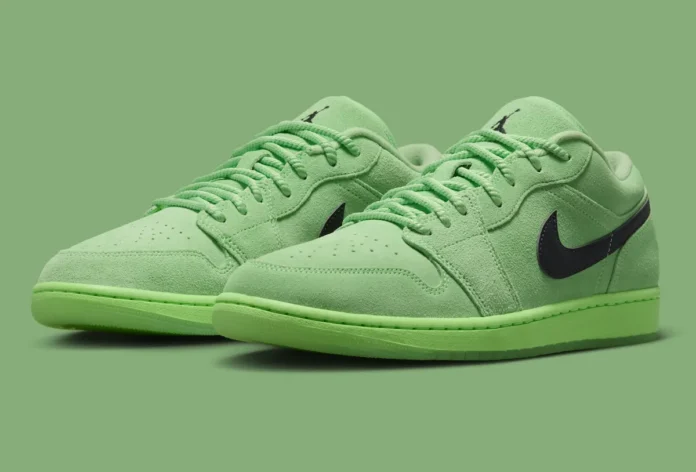Air Jordan 1 Low “Lime Blast” Hides The Artwork Underfoot