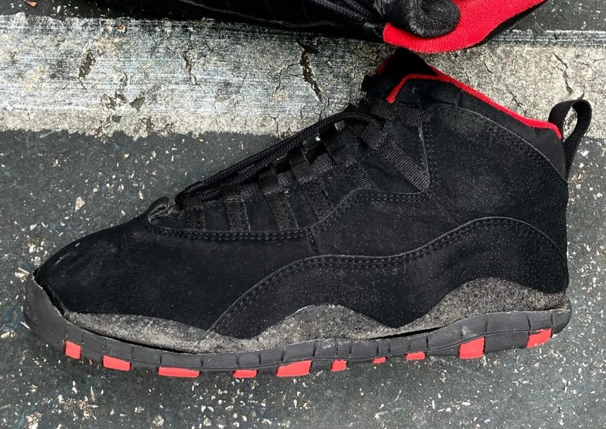 Rare Air Jordan 10 “Dirty Bred” Sample From 1995 Surfaces