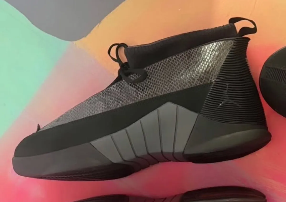 First Look At The Air Jordan 15 “Snakeskin”