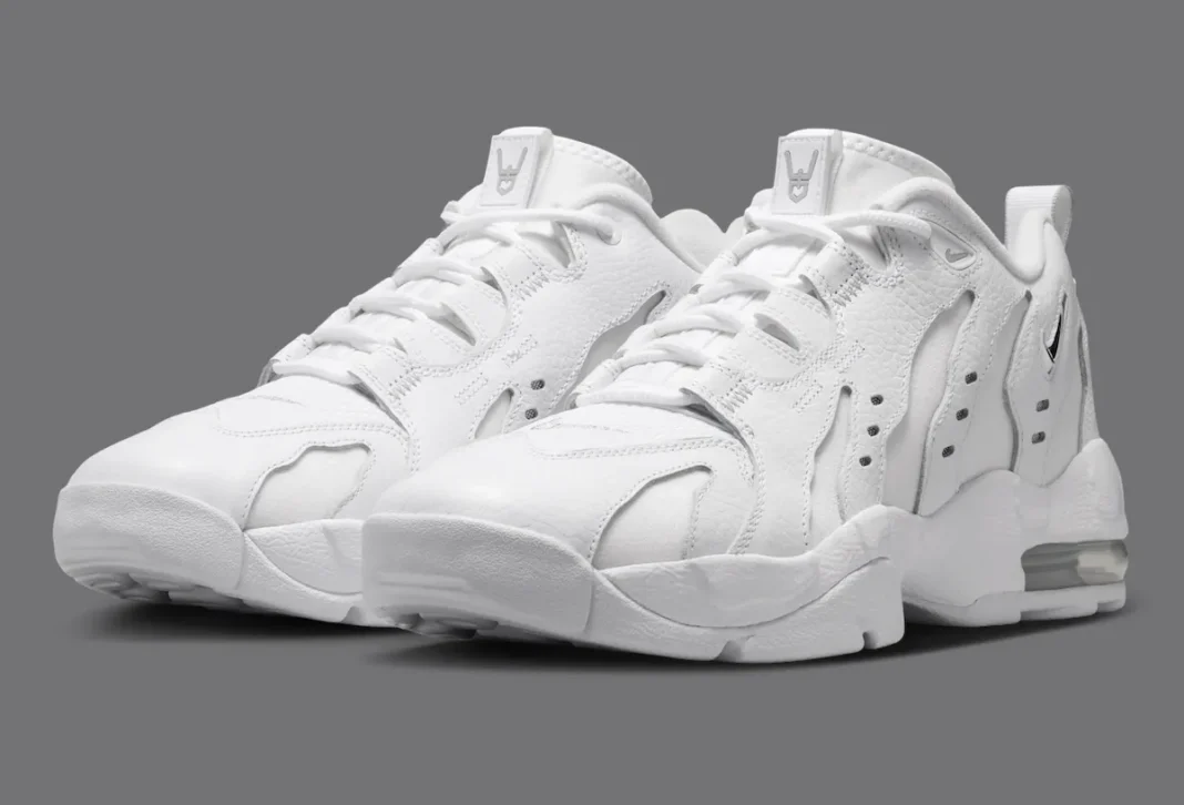 DEITスニーカー　サイズ39 Nike Air DT Max 96 Low “White/Metallic Silver” IO4223-100