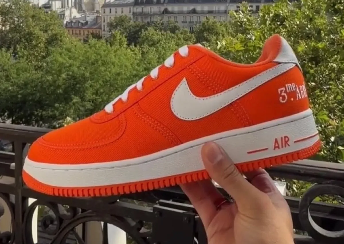Nike Air Force 1 Canvas “Paris Fashion Week” Made For Friends and Family