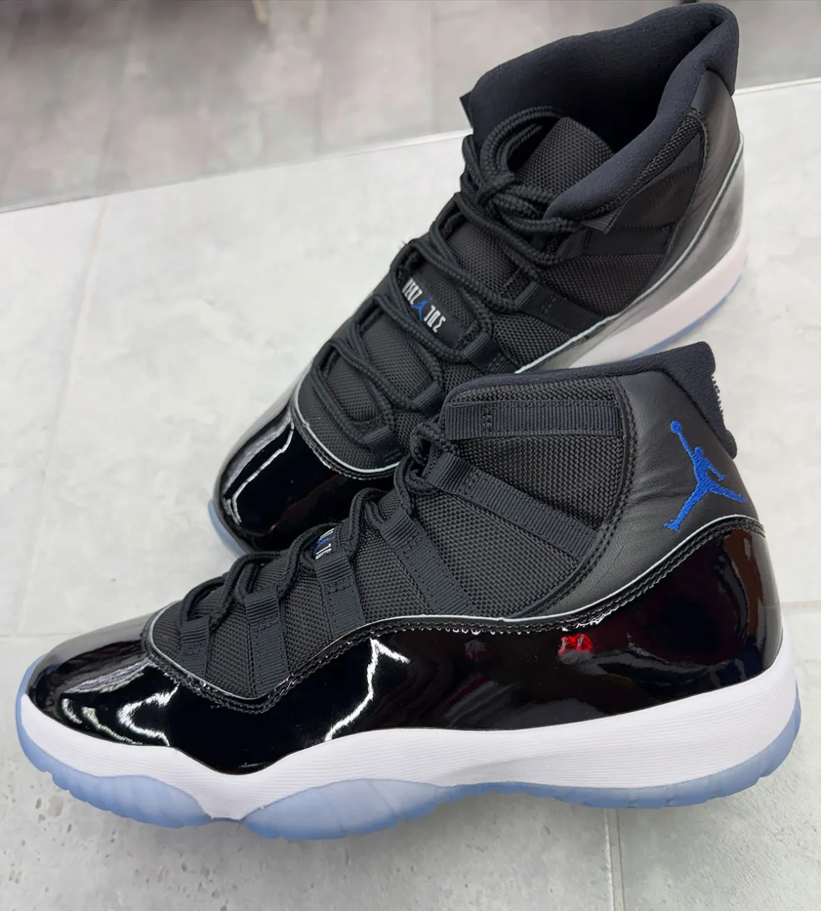 スニーカー Jordan 11 retro hi Air Jordan 11 “Space Jam” 2026 Release Date