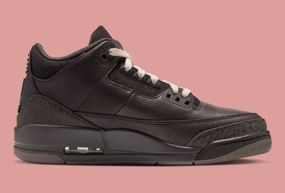 Air Jordan 3 WMNS Fireside, official photo
