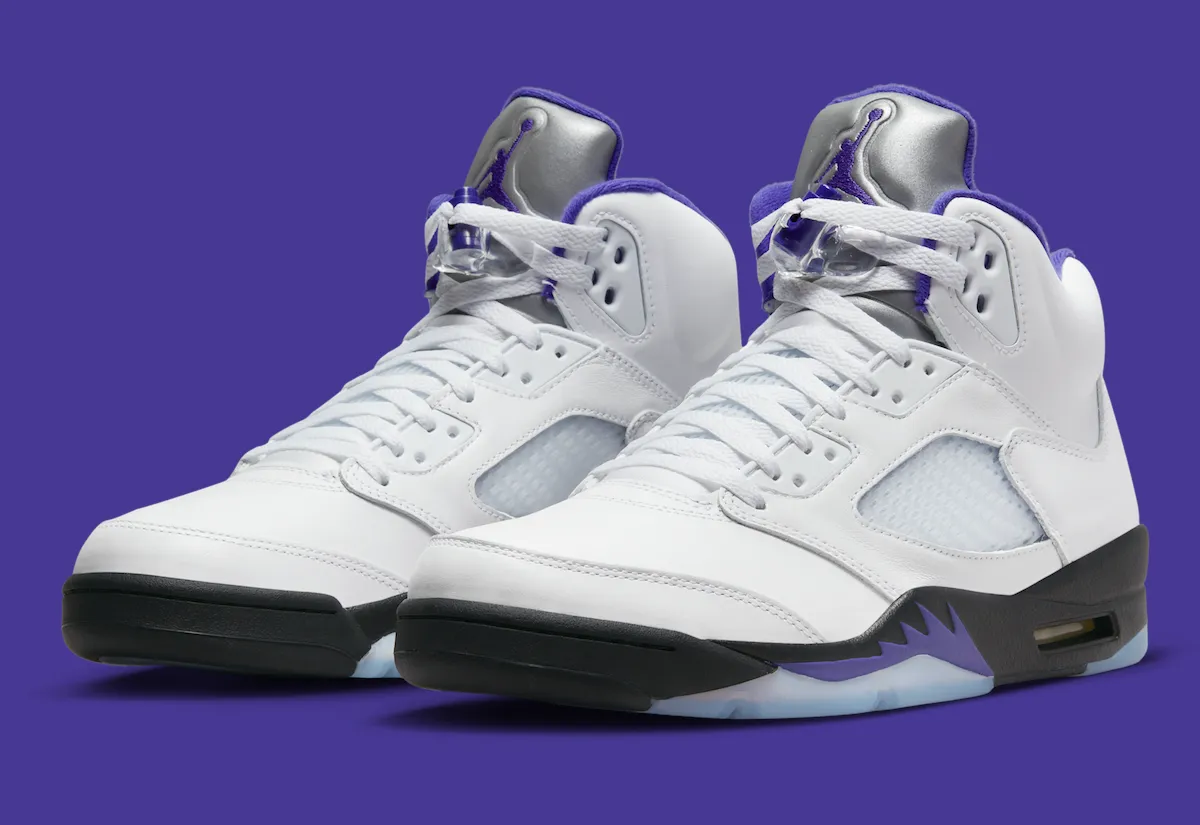 Air Jordan 5 Concord in white leather with Concord purple accents on the Jumpman logo and lace lock - detail view 2