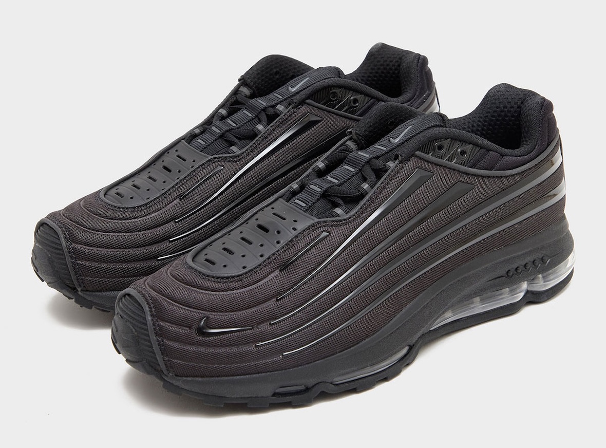 Nike Revives The Air Max 2000 in “Triple Black”