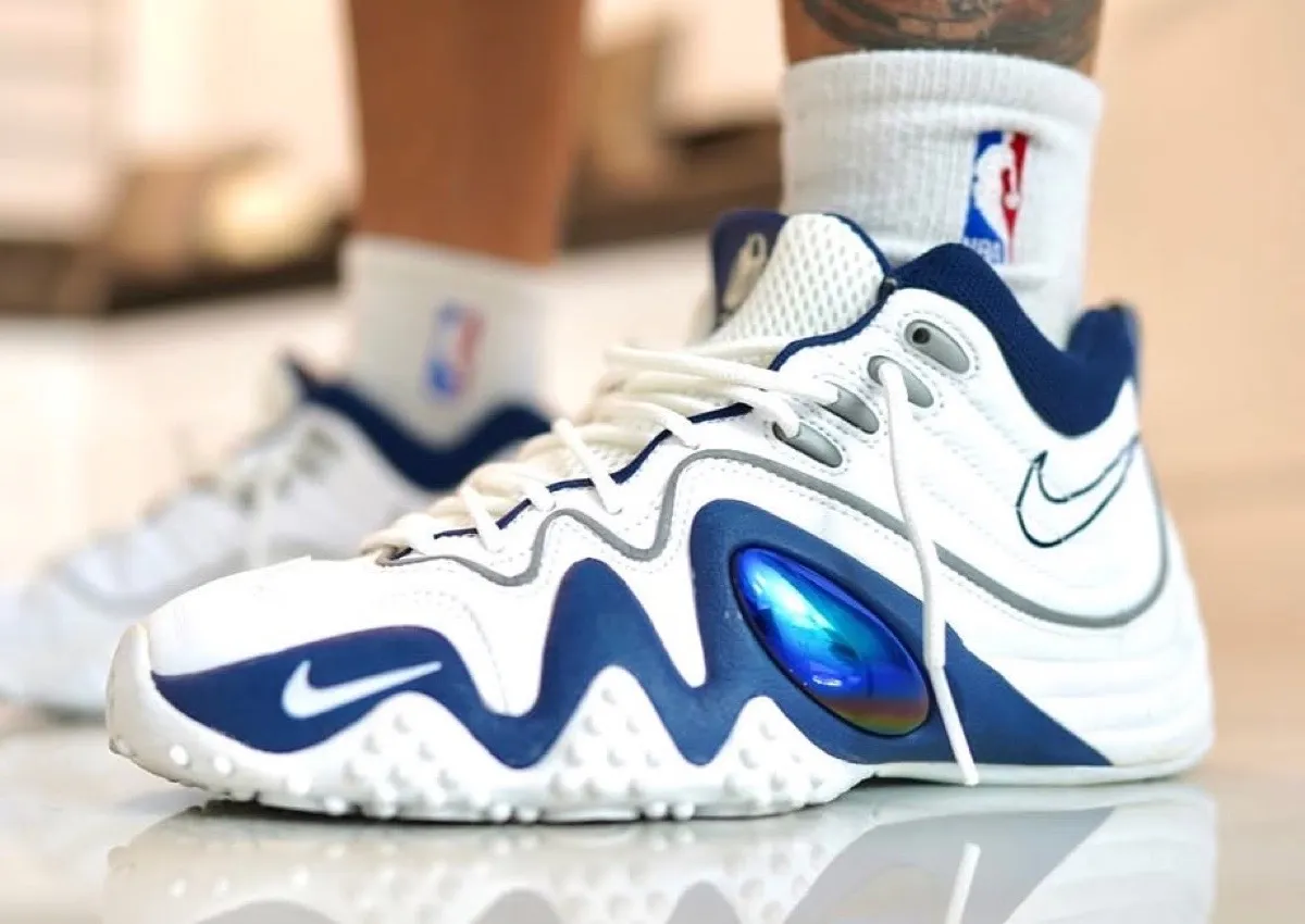 Nike Zoom Flight 5 “White/Midnight Navy” Returns Summer 2027