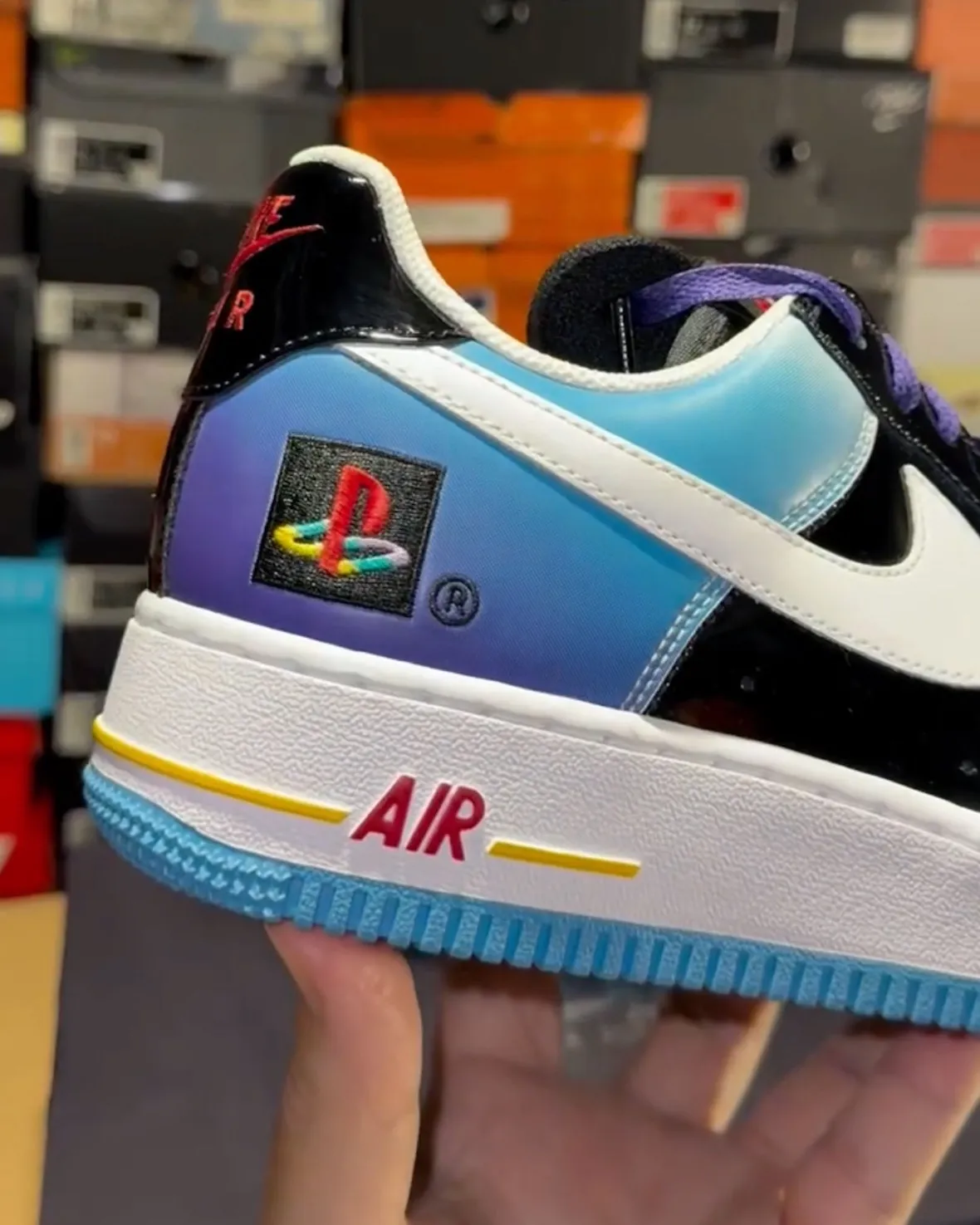 Nike Air Force 1 Low 