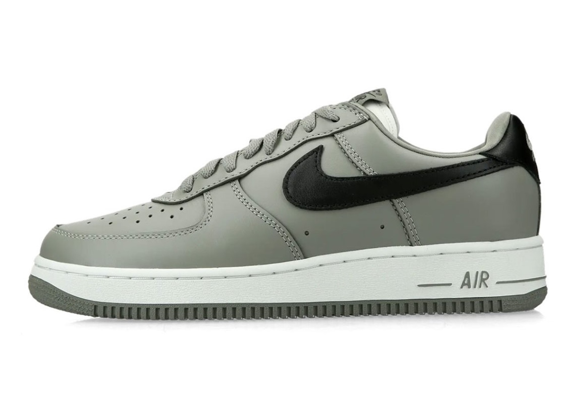 Nike Air Force 1 Low ’01 Appears in “Light Army”