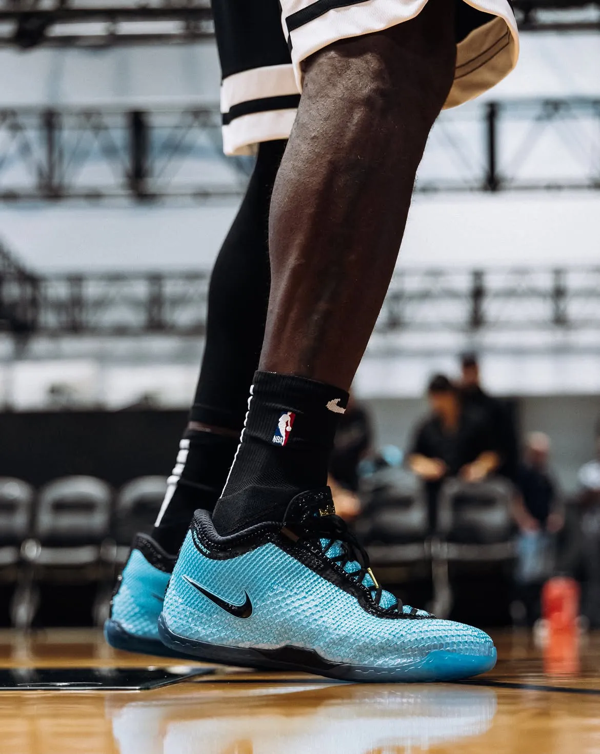 Nike LeBron 24 in Polarized Blue colorway featuring new KingKnit upper and carbon fiber midfoot support - detail view 5